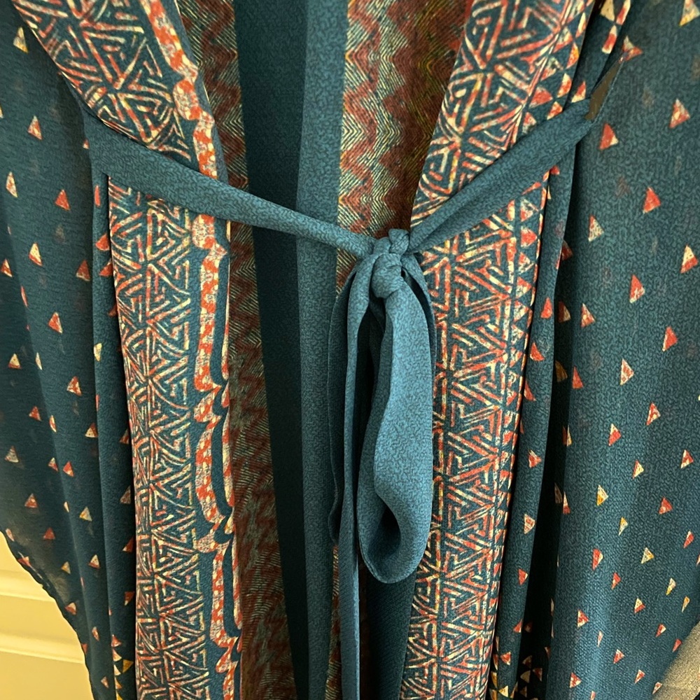 BCBG Max Azria Caftan Style Dress 💙💚🧡 - Picture 8 of 8